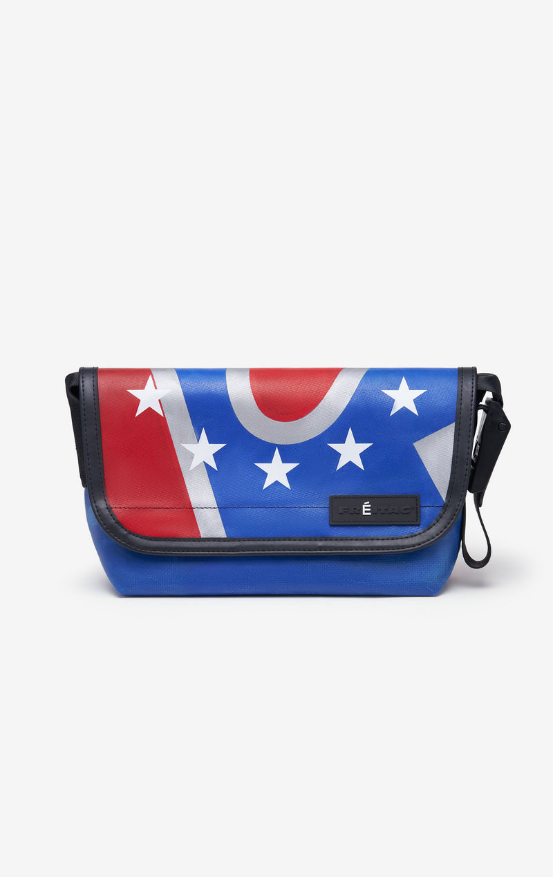 FREITAG + ETUDES STUDIO HAWAII FIVE 0 BLUE 1 FREITAG + ETUDES STUDIO HAWAII FIVE 0 BLUE 1