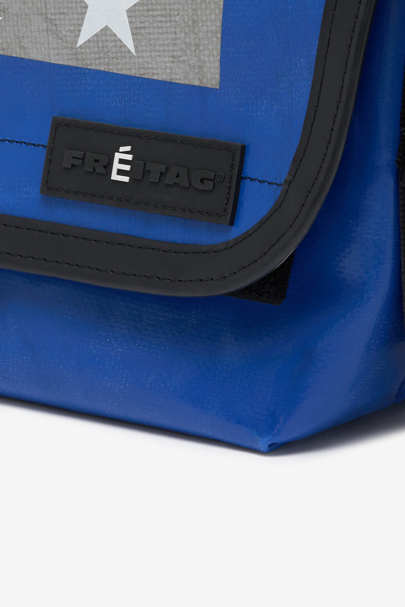 ETUDES STUDIO + FREITAG HAWAII 5-0 BLUE 4 ETUDES STUDIO + FREITAG HAWAII 5-0 BLUE 4