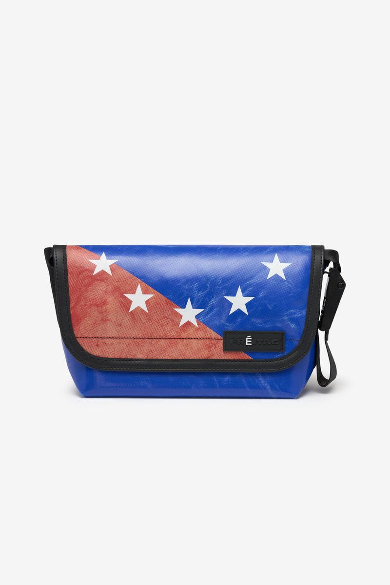 ETUDES STUDIO + FREITAG HAWAII 5-0 BLUE 1 ETUDES STUDIO + FREITAG HAWAII 5-0 BLUE 1