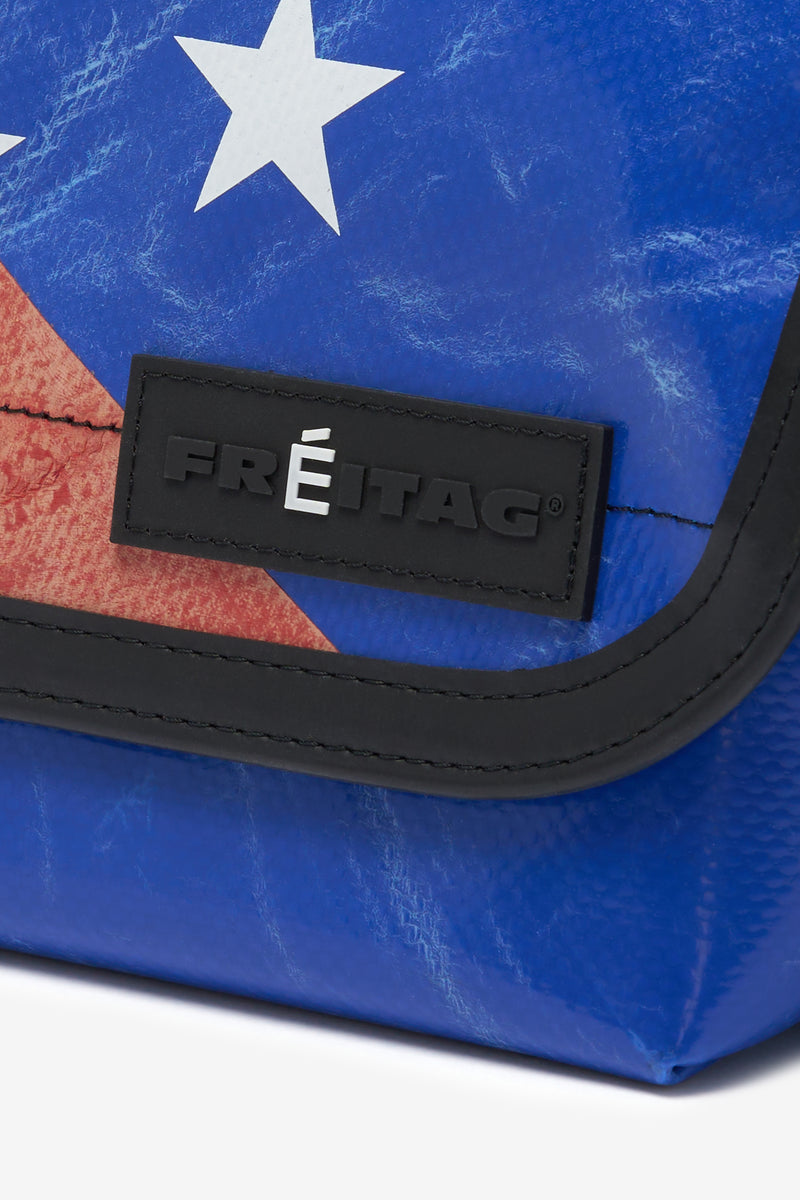 ETUDES STUDIO + FREITAG HAWAII 5-0 BLUE 4 ETUDES STUDIO + FREITAG HAWAII 5-0 BLUE 4