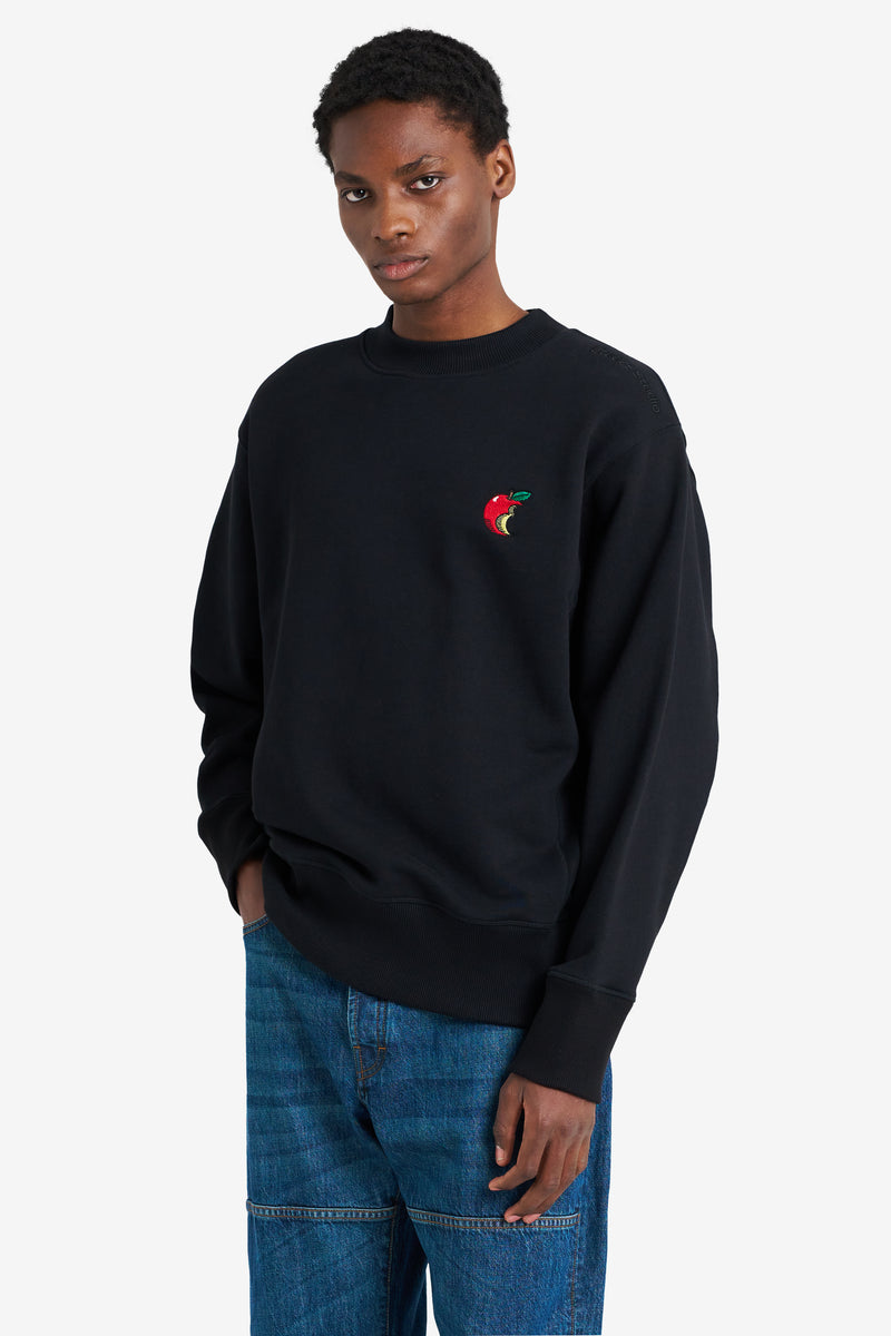 ETUDES STUDIO RELAX CREW NECK APPLE BLACK 3 ETUDES STUDIO RELAX CREW NECK APPLE BLACK 3
