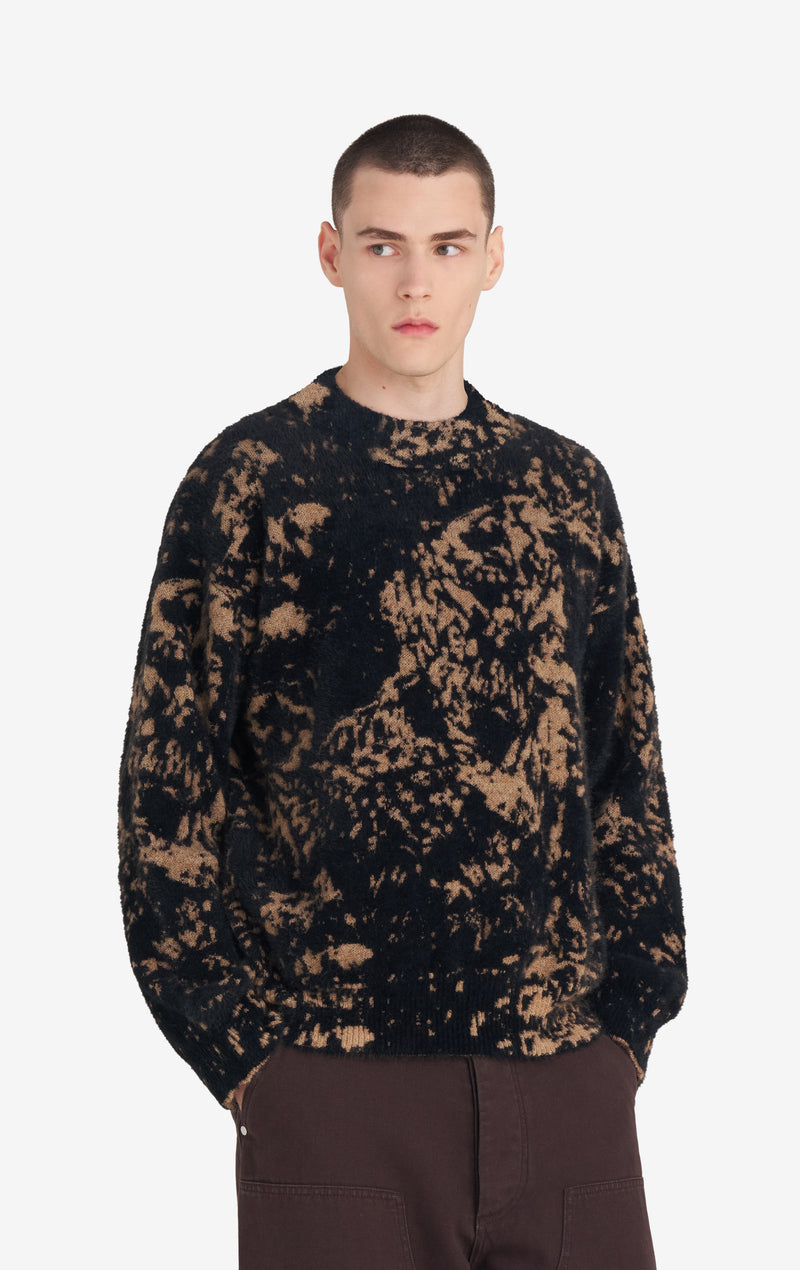 CLAIRE TABOURET + ETUDES STUDIO ROUND NECK 2 CLAIRE TABOURET + ETUDES STUDIO ROUND NECK 2