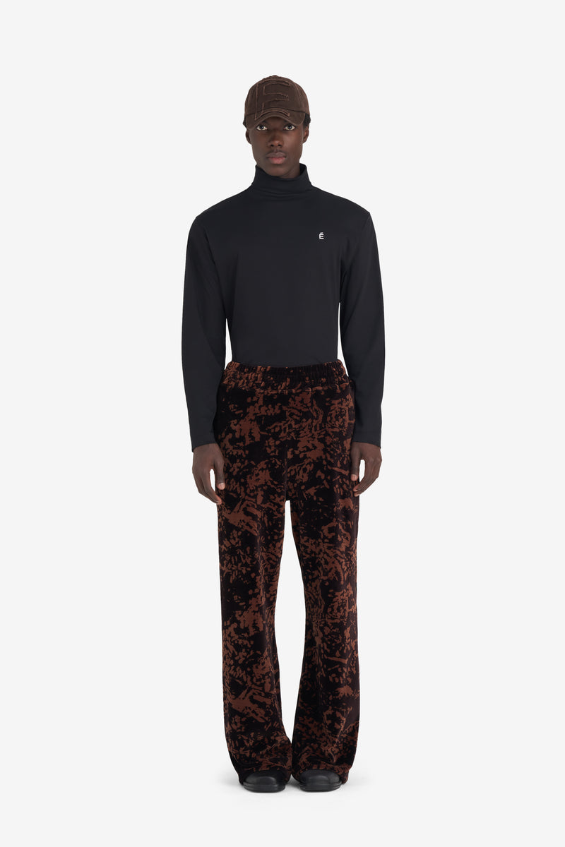 CLAIRE TABOURET + ETUDES STUDIO SWEATPANT DARK BROWN 3 CLAIRE TABOURET + ETUDES STUDIO SWEATPANT DARK BROWN 3