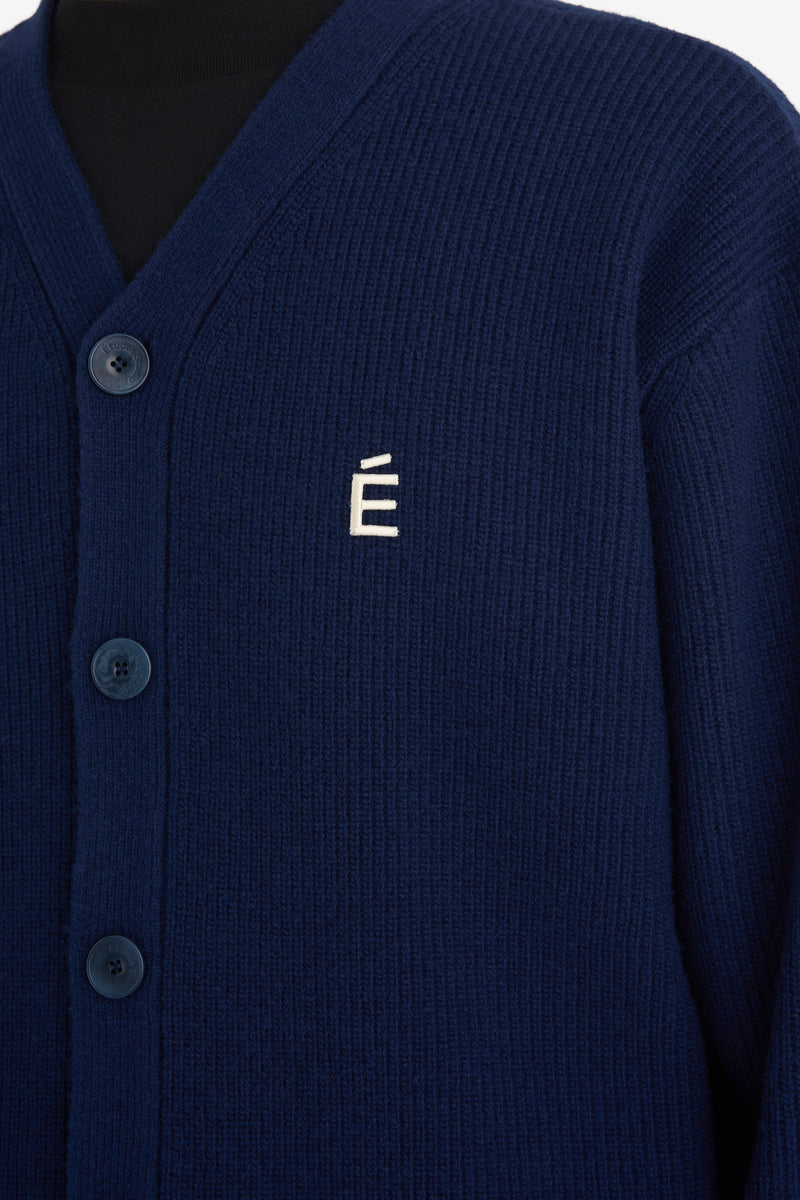 REGULAR CARDIGAN É 4 REGULAR CARDIGAN É 4