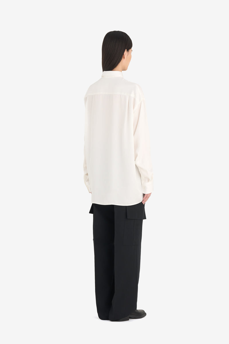 OVERSIZED SHIRT É WHITE 7 OVERSIZED SHIRT É WHITE 7