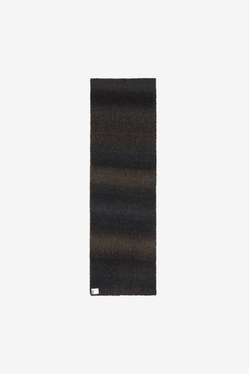 ETUDES STUDIO ALPACA SCARF CHARCOAL 1 ETUDES STUDIO ALPACA SCARF CHARCOAL 1
