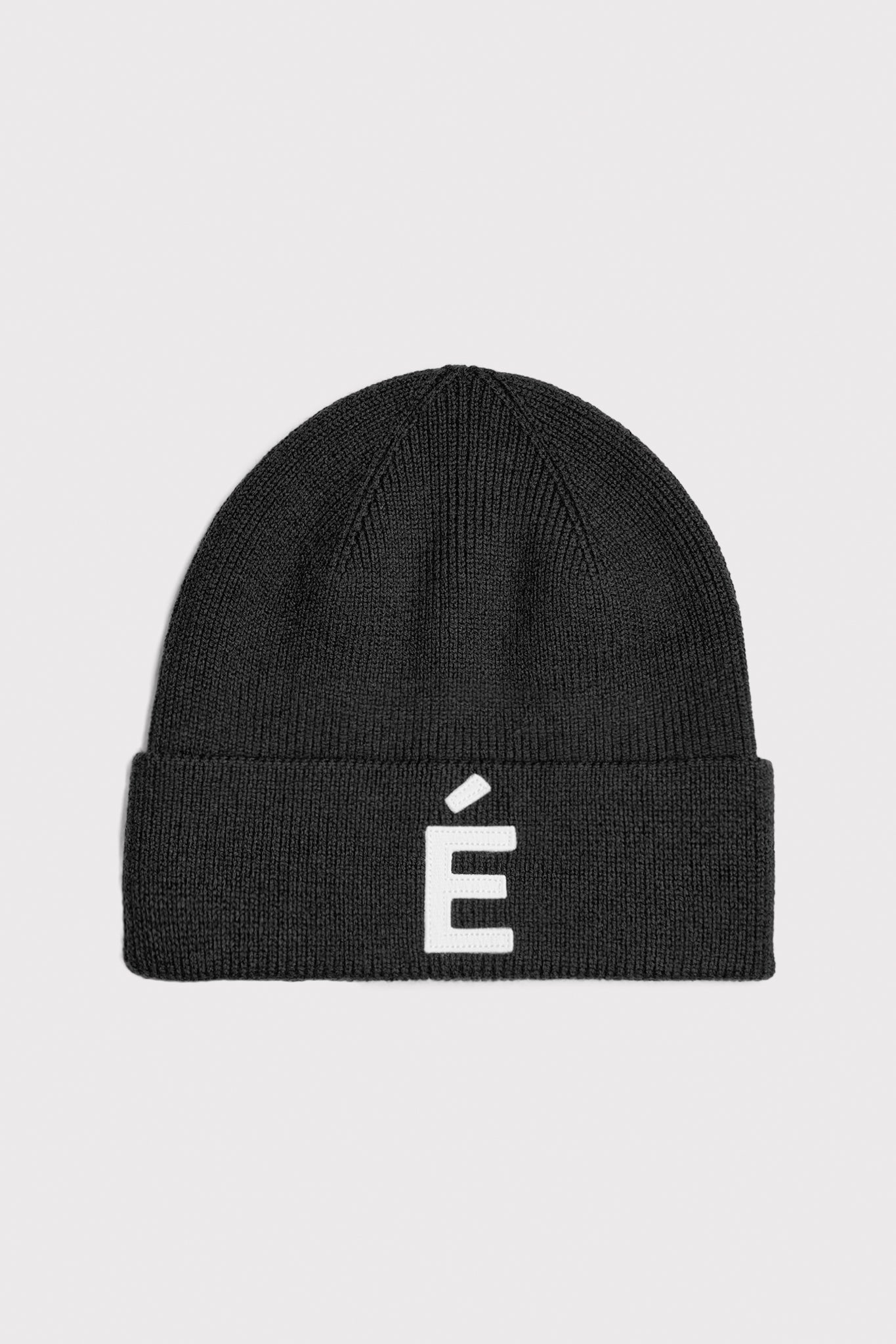 ÉTUDES BEANIE PATCH BLACK HATS 1