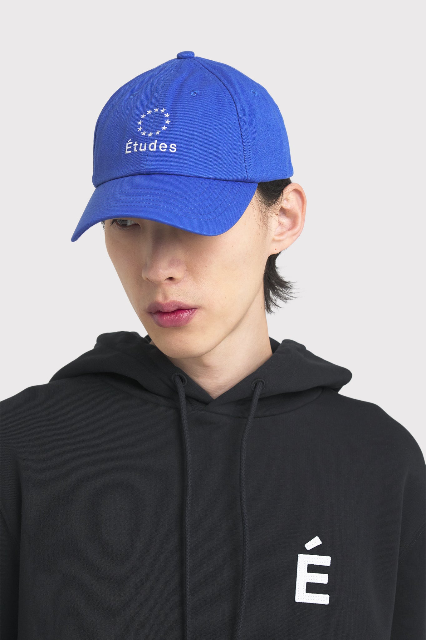 Études Booster Logo Blue Hat 2