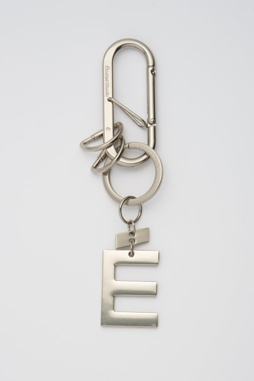 KEYCHAIN É SILVER 1