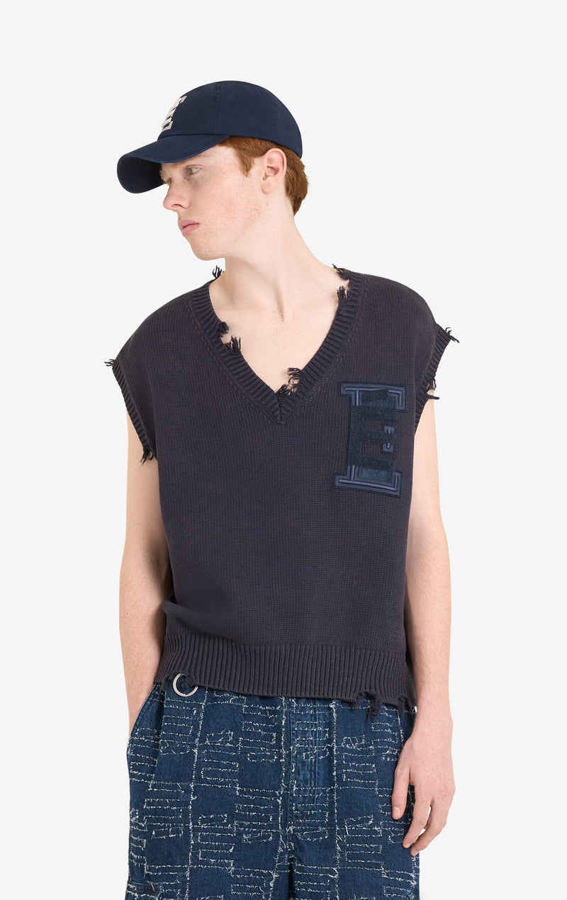 ETUDES STUDIO SHORT SLEEVES V-NECK NAVY 3