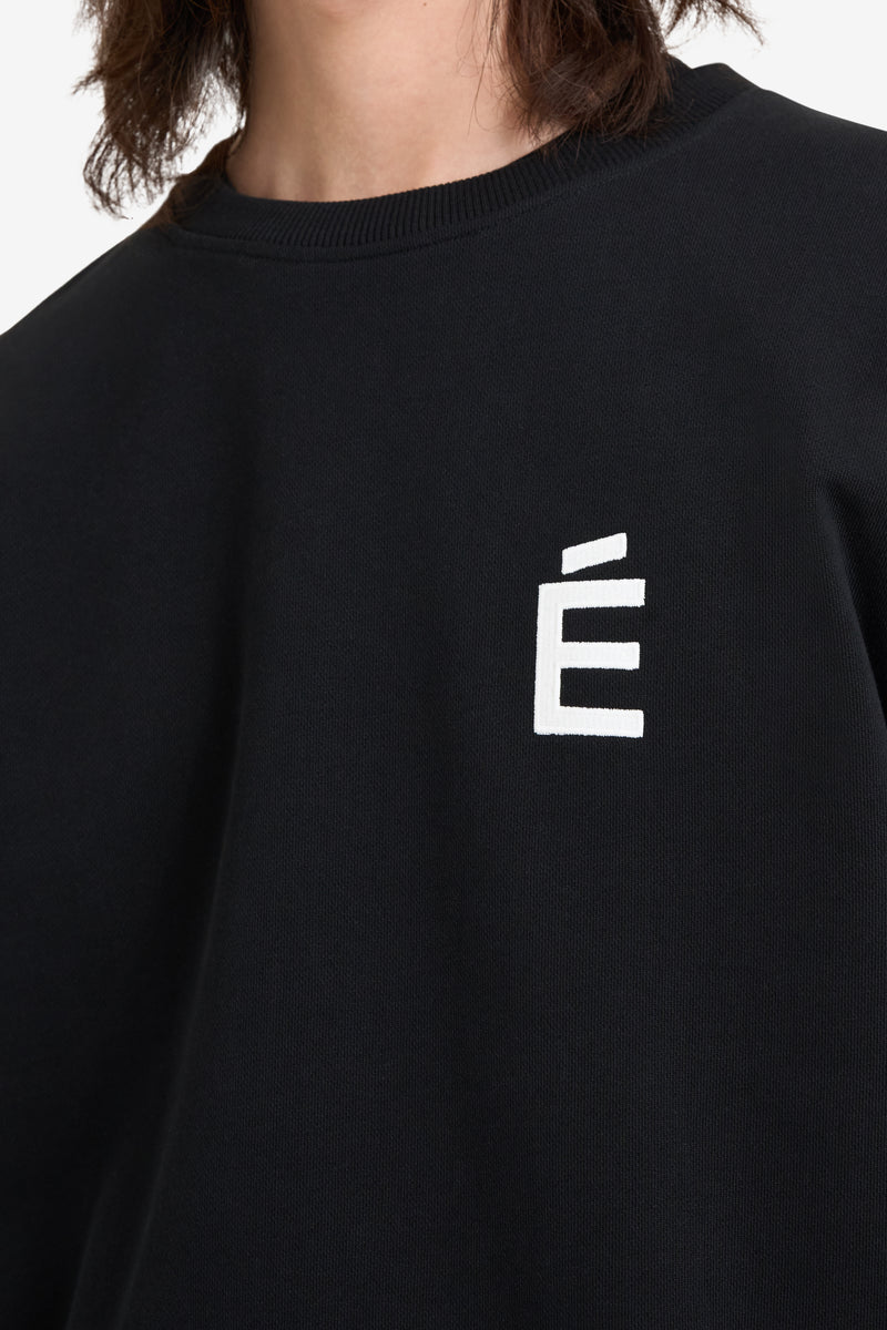 REGULAR CREW NECK É BLACK 4