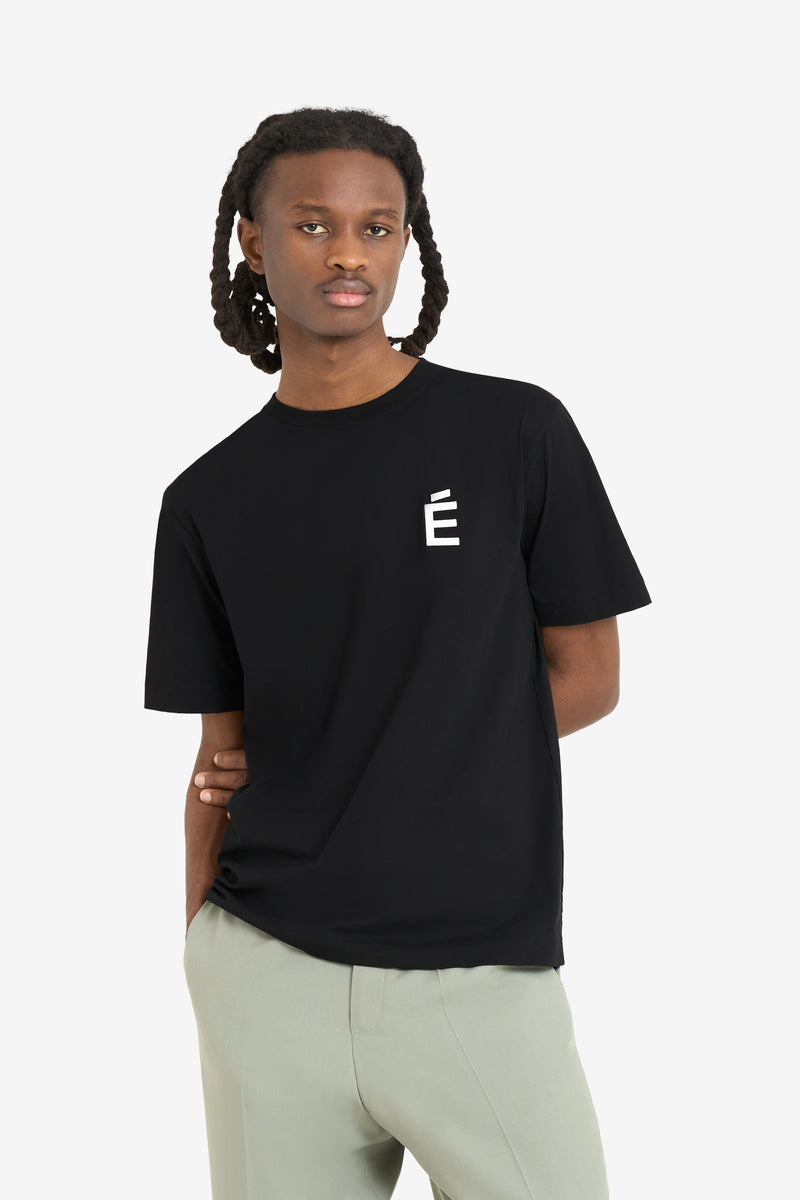 REGULAR T-SHIRT É BLACK 2