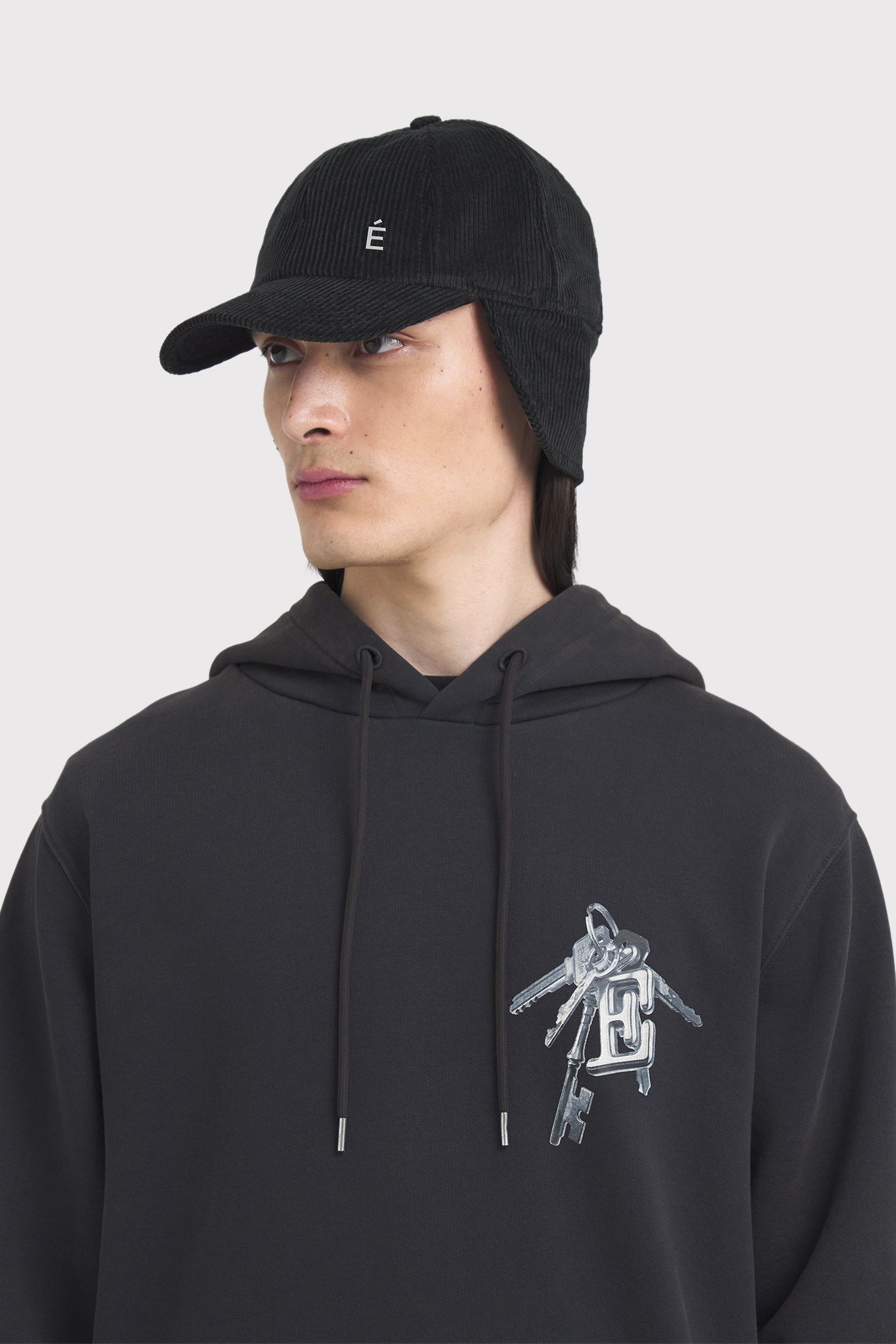 ÉTUDES FLAPCAP CORDUROY BLACK HATS 2