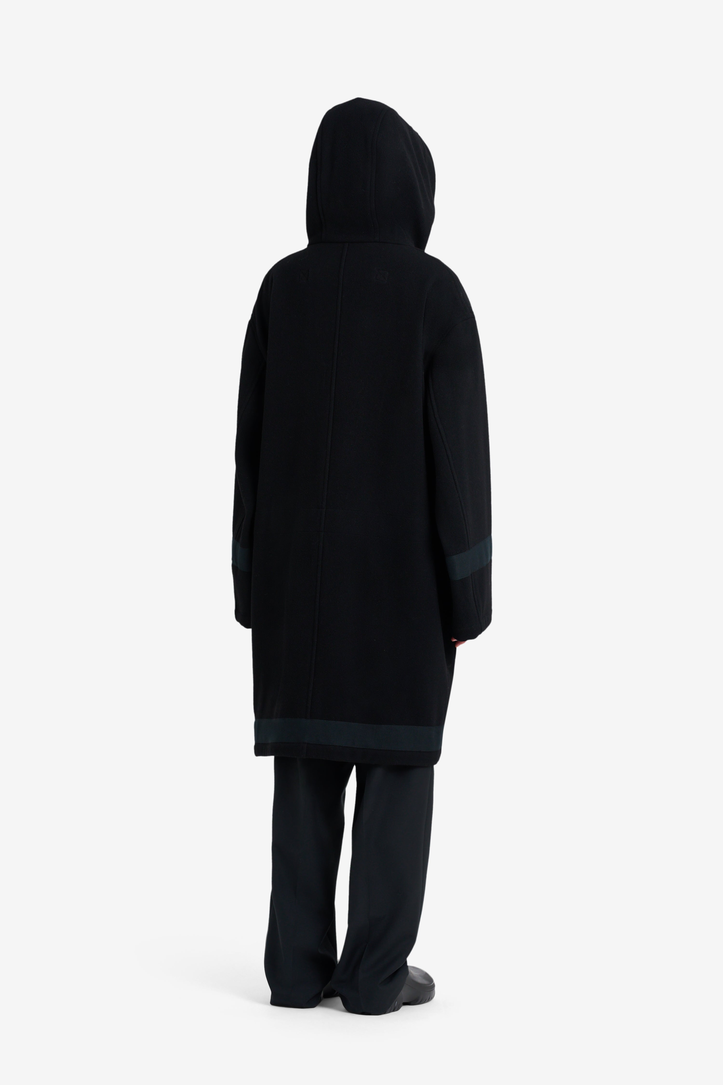 HEAVY WOOL COAT BLACK BLACK | Études Studio