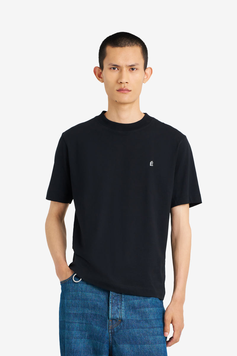 CLASSIC TEE SHIRT É BLACK  3