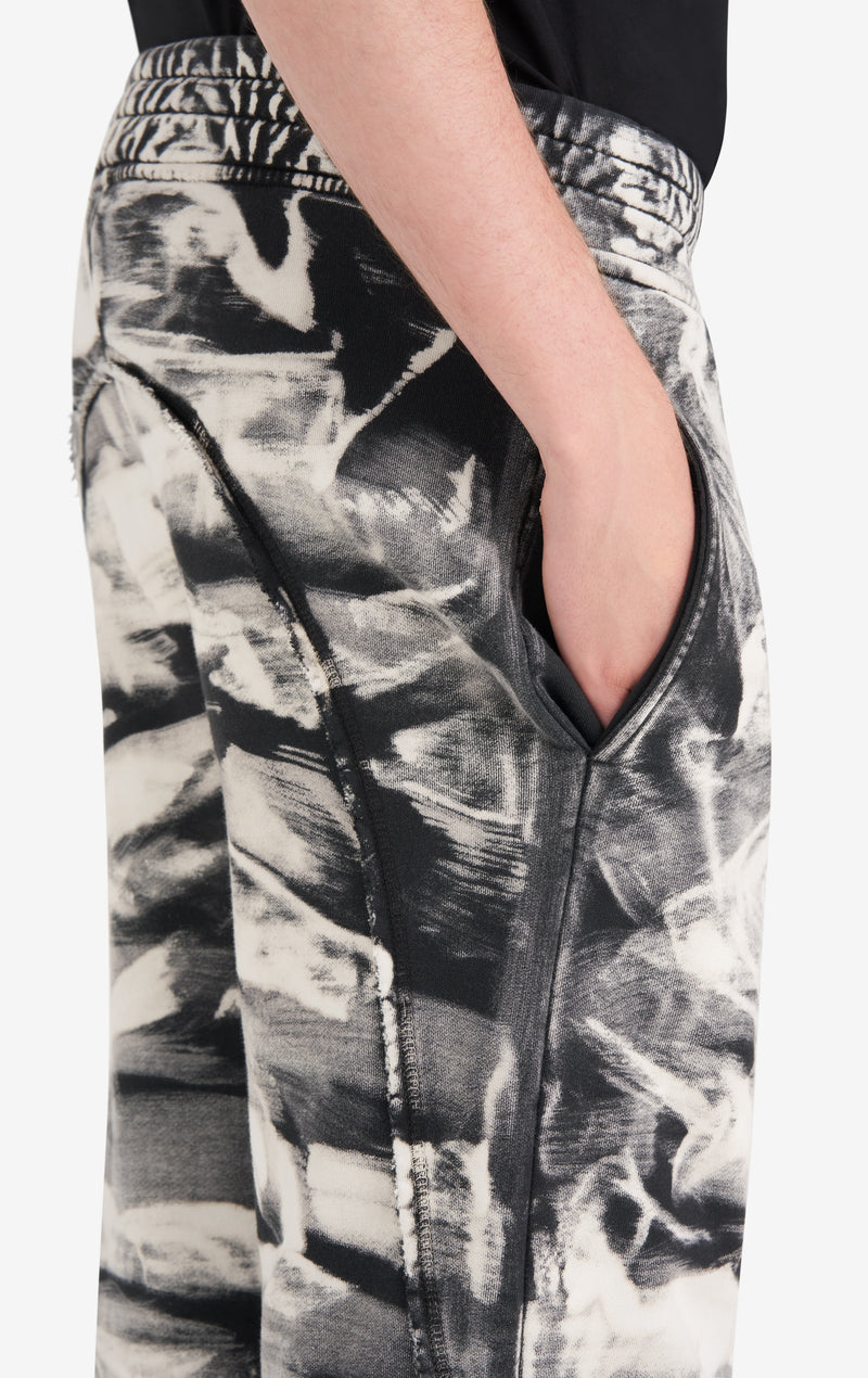 ETUDES STUDIO SWEATPANT BLEACH BLACK 5