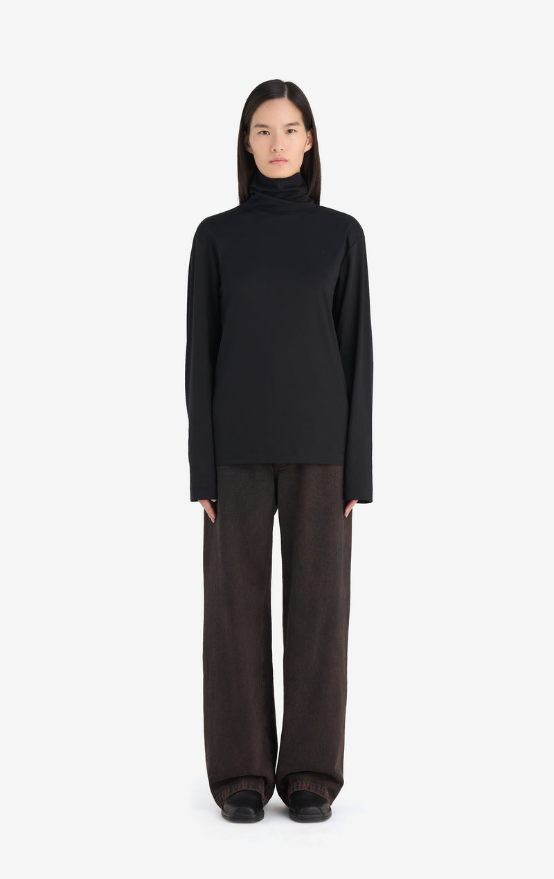 TURTLENECK T-SHIRT LONG SLEEVES É