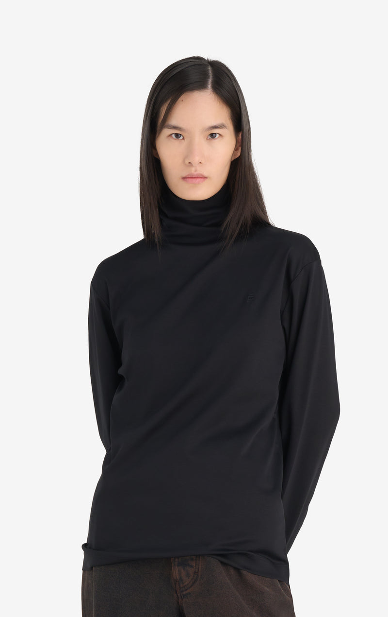 TURTLENECK T-SHIRT LONG SLEEVES É