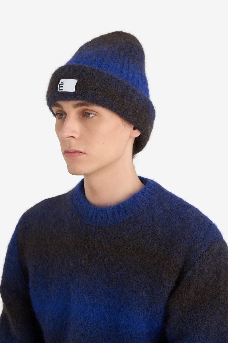 ALPACA BEANIE BLUE 2