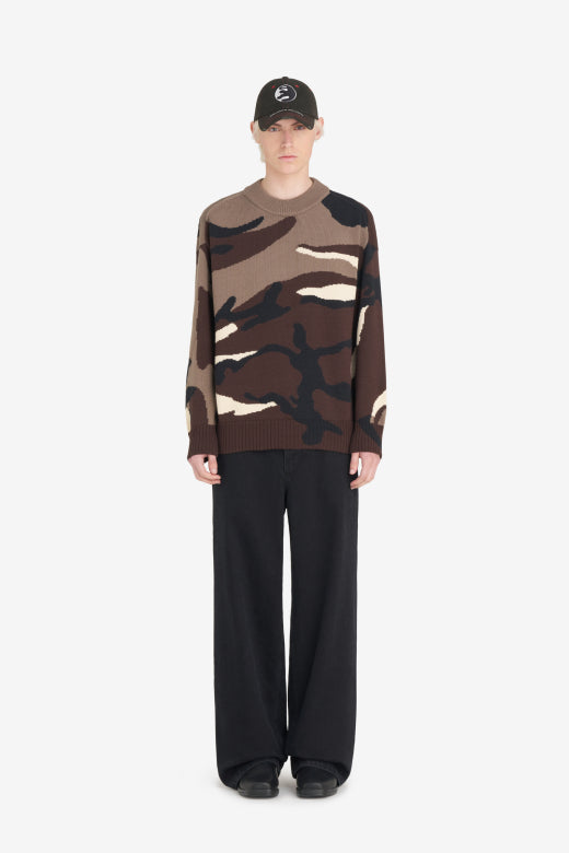 REGARD CAMO SWEATER
