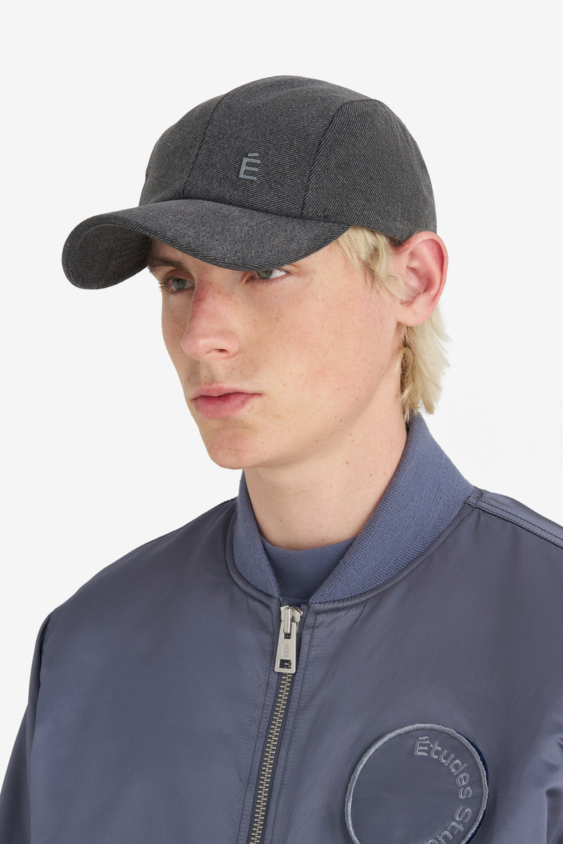 Casquette É GRIS 3