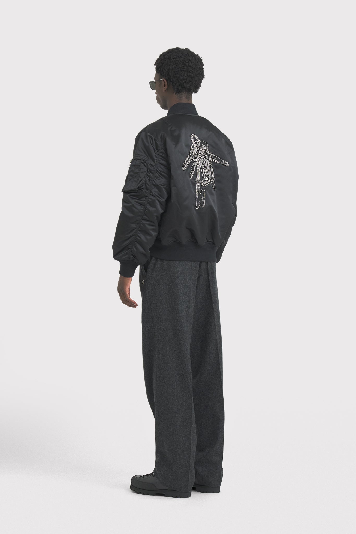 ÉTUDES HORIZON LOVELOCK NYLON BLACK OUTERWEAR 3