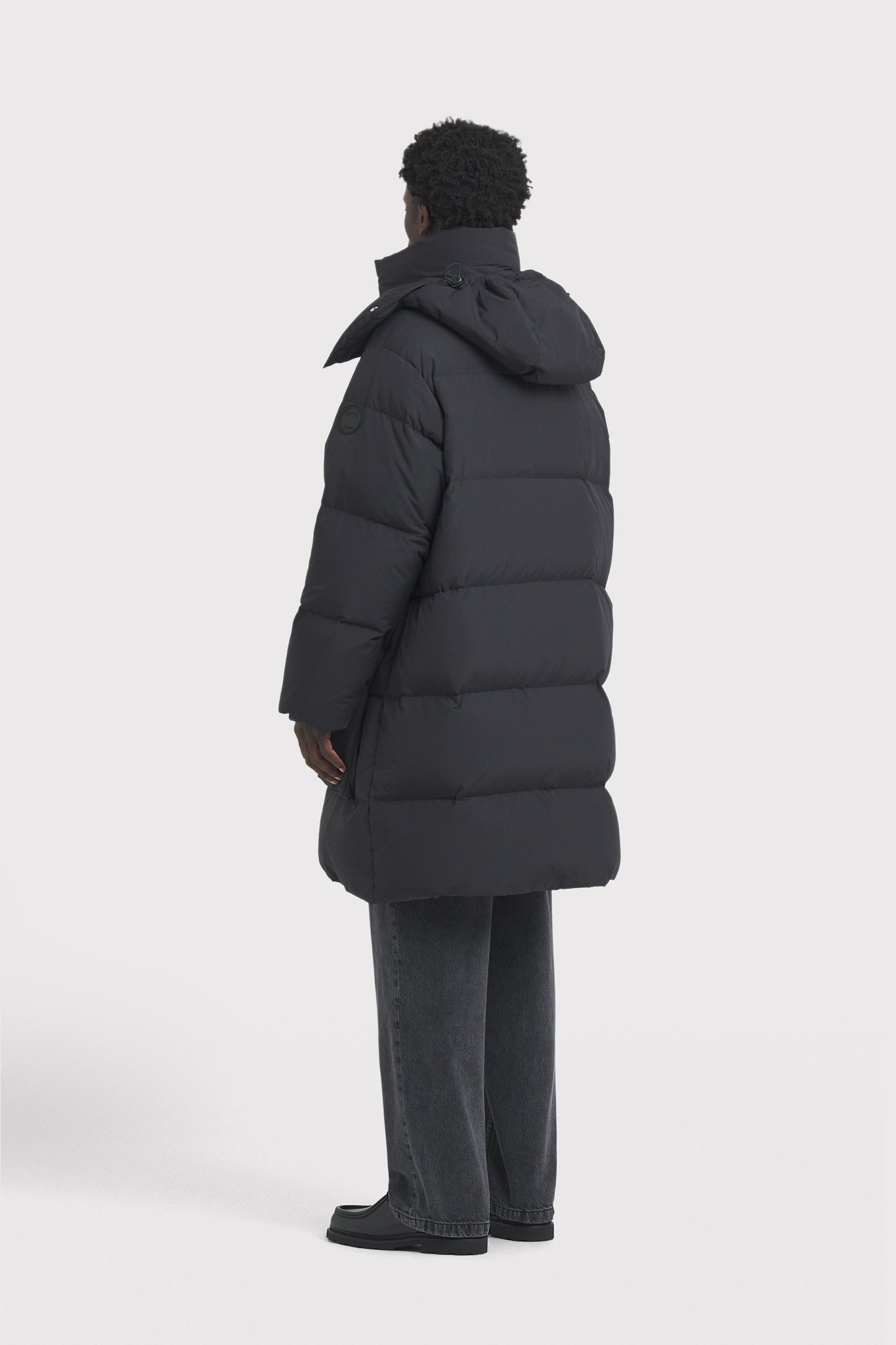 ÉTUDES ILE NYLON BLACK OUTERWEAR 3