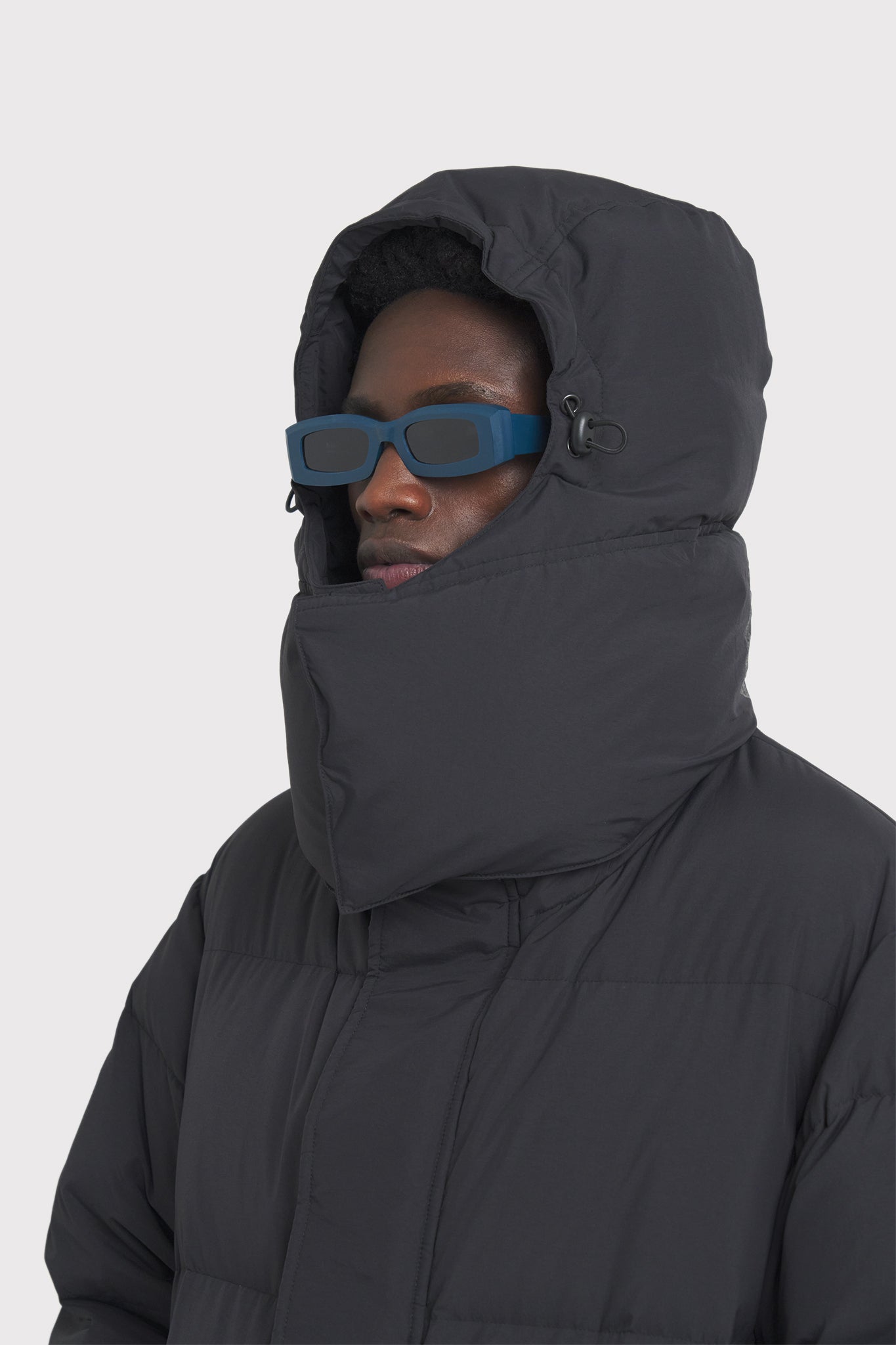 ÉTUDES ILE NYLON BLACK OUTERWEAR 5