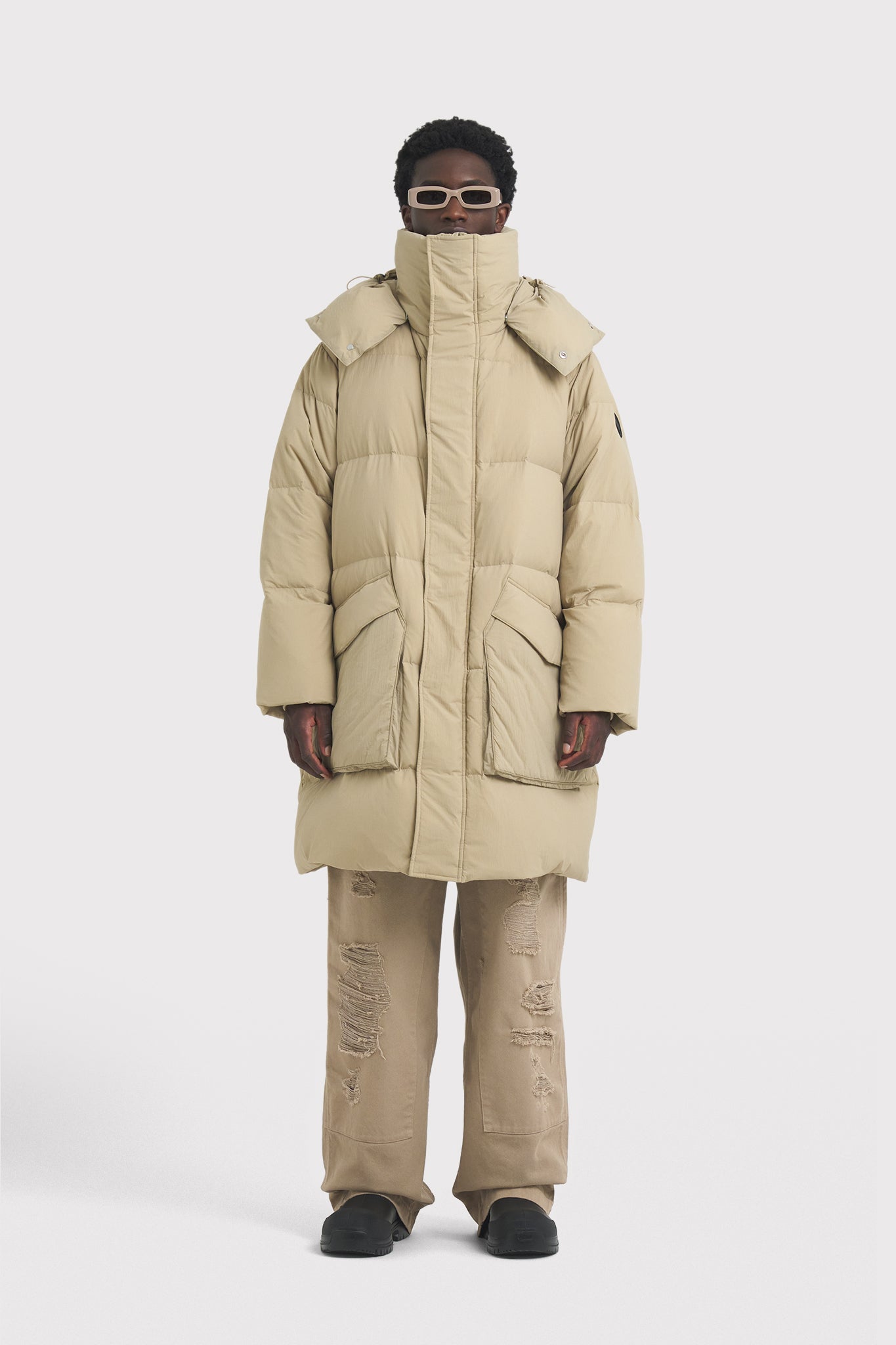 ÉTUDES ILE NYLON SAND OUTERWEAR 1