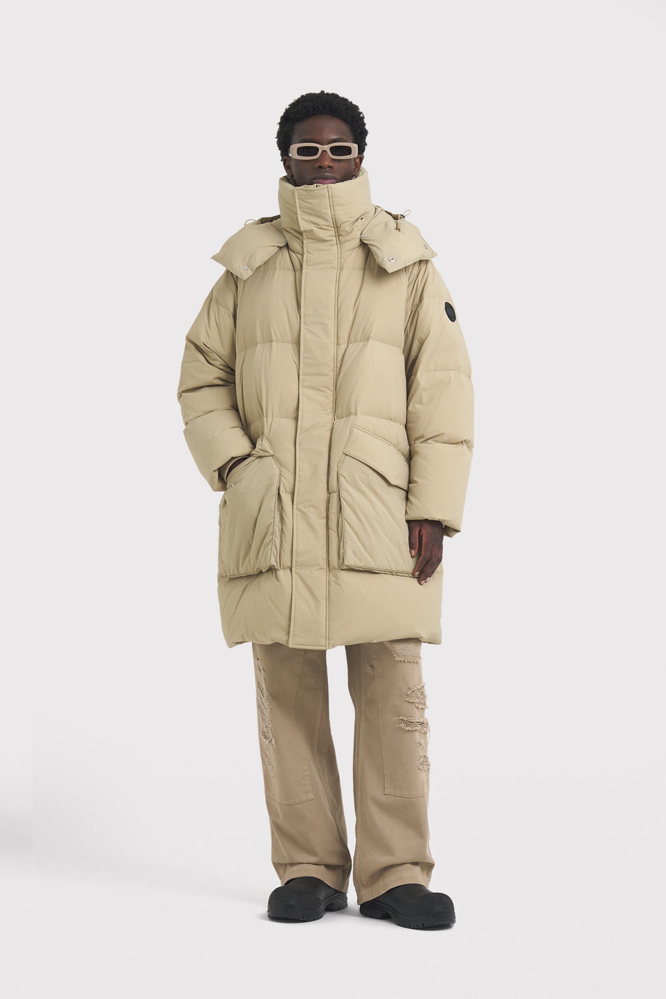 ÉTUDES ILE NYLON SAND OUTERWEAR 4