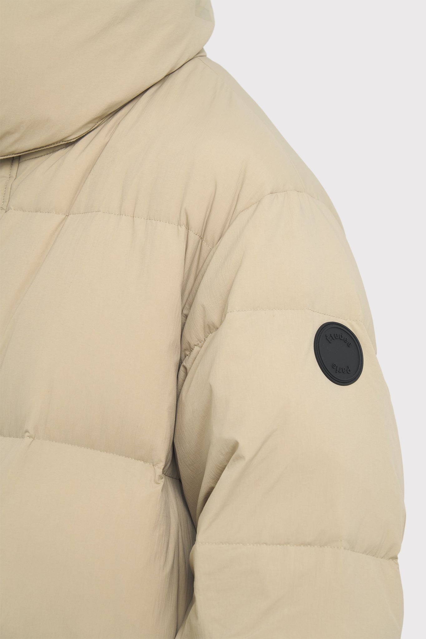 ÉTUDES ILE NYLON SAND OUTERWEAR 6