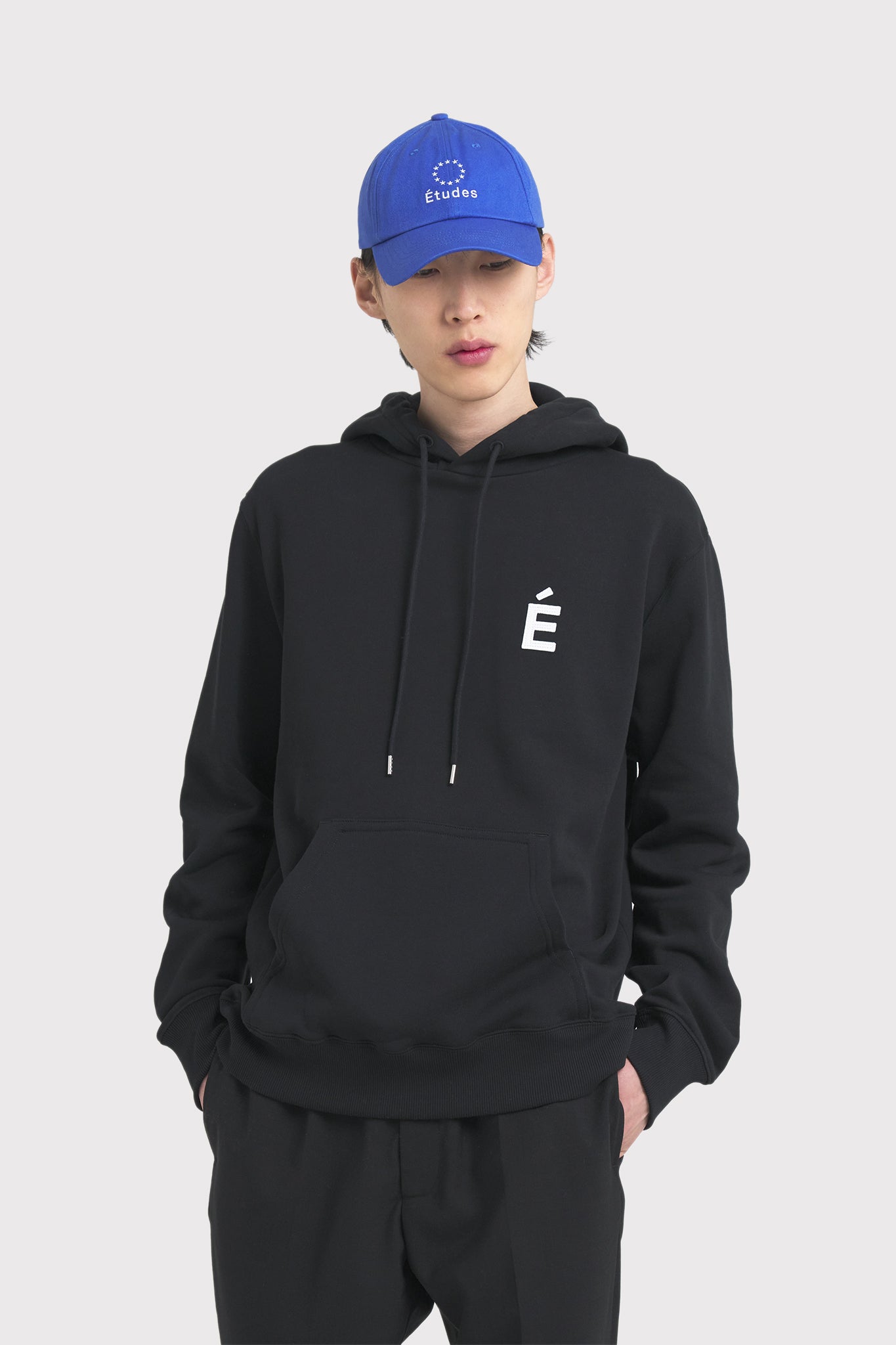 ÉTUDES KLEIN PATCH BLACK SWEATSHIRTS 3