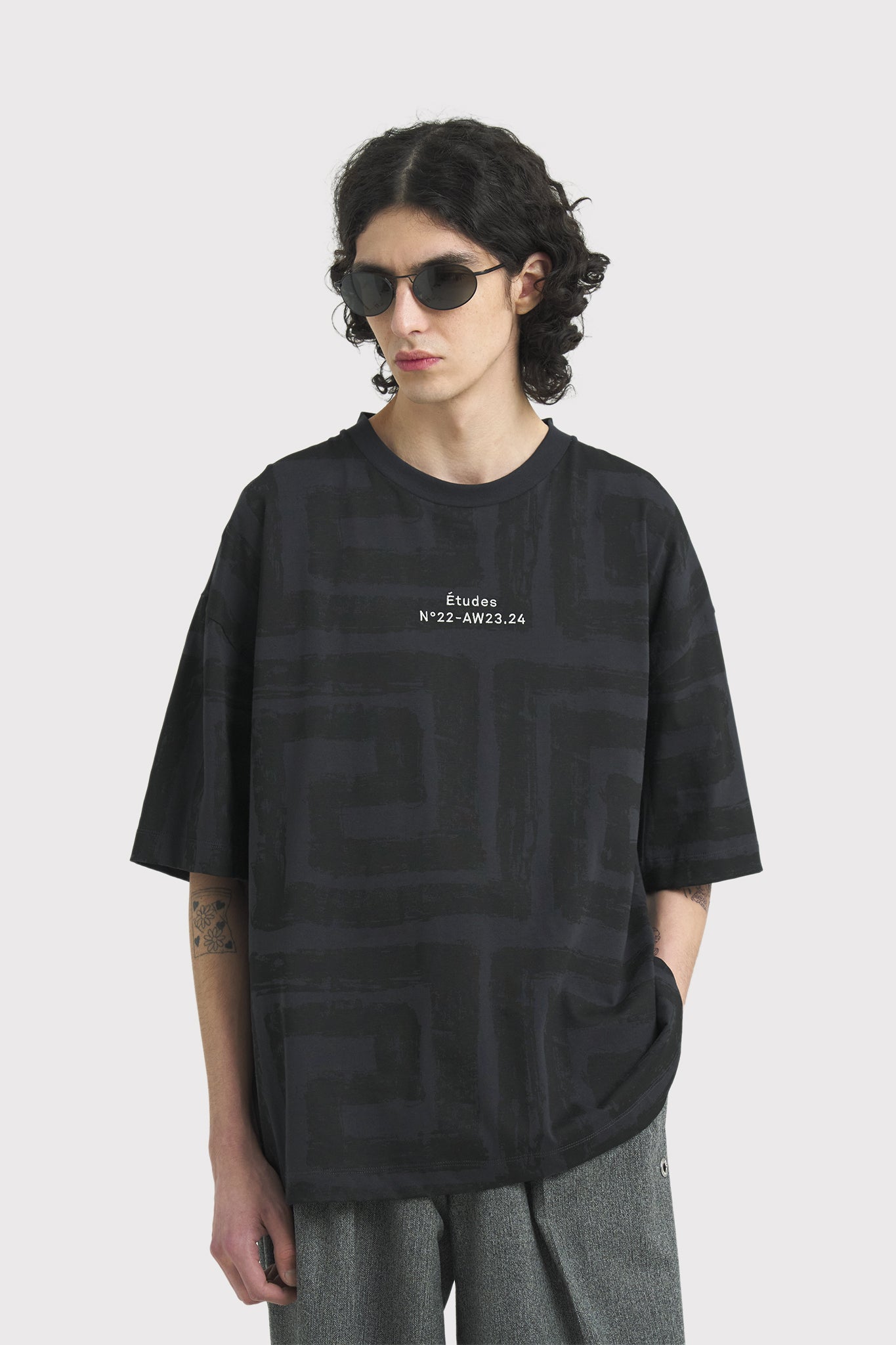 ÉTUDES SPIRIT ALLOVER MAZE BLACK T-SHIRTS 3
