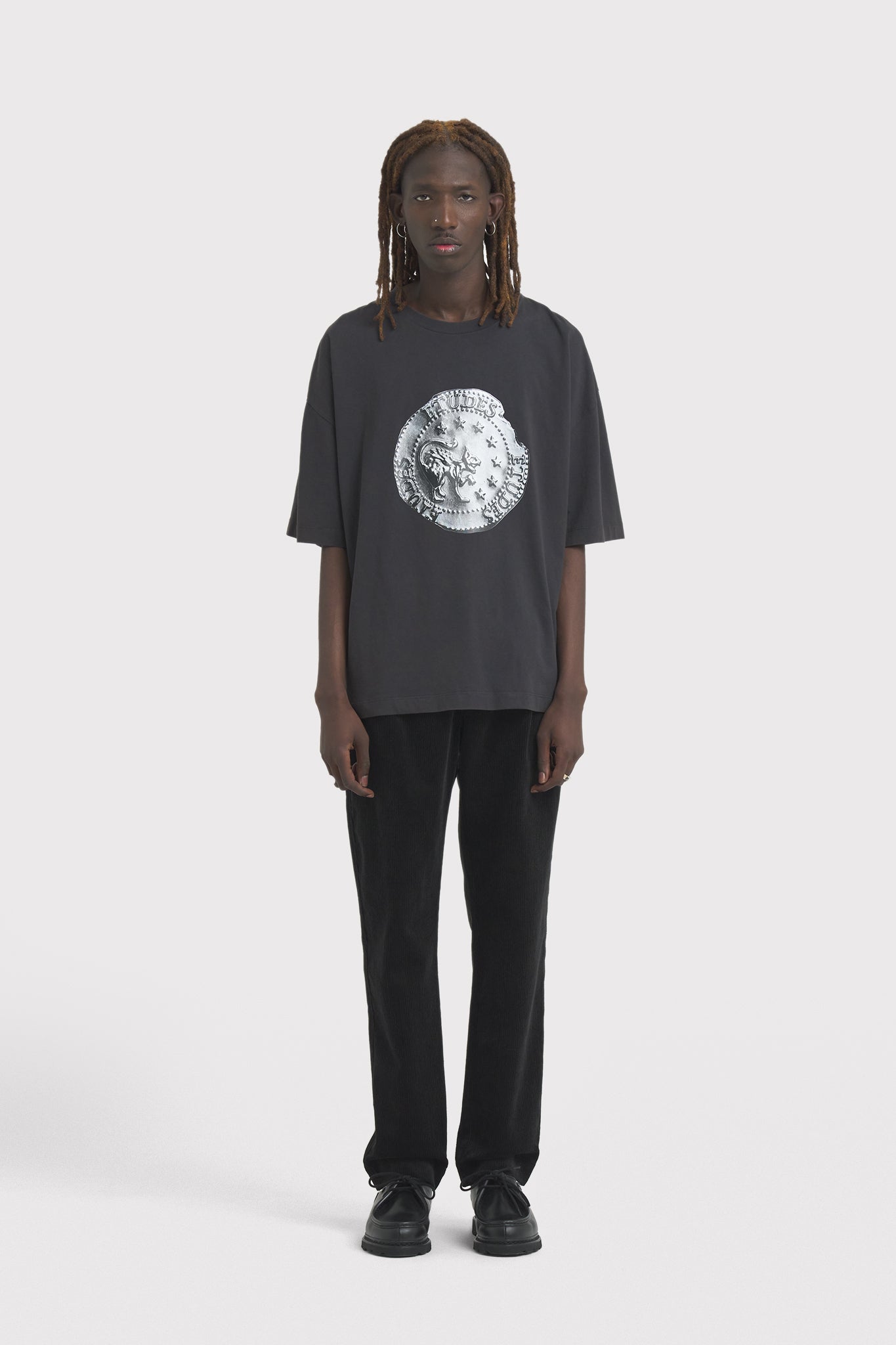 ÉTUDES SPIRIT COIN BLACK WASHED T-SHIRTS 1