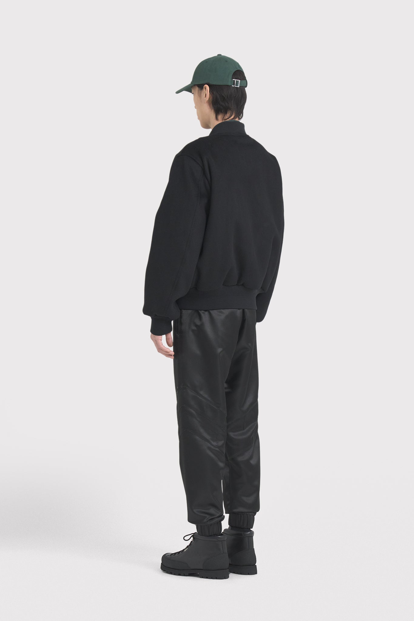 ÉTUDES VILLE CASHMERE BLACK OUTERWEAR 3