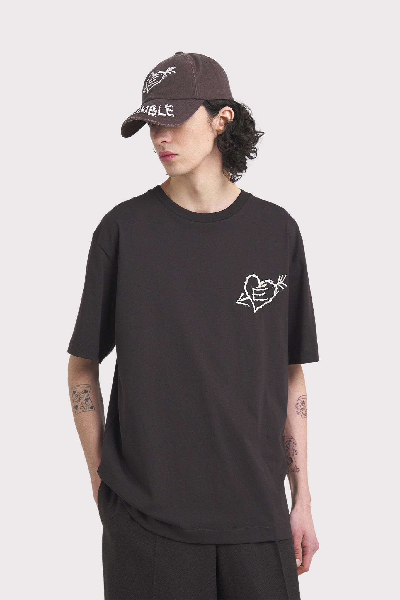 ÉTUDES WONDER SMALL GRAFFITI DK BROWN T-SHIRTS 3