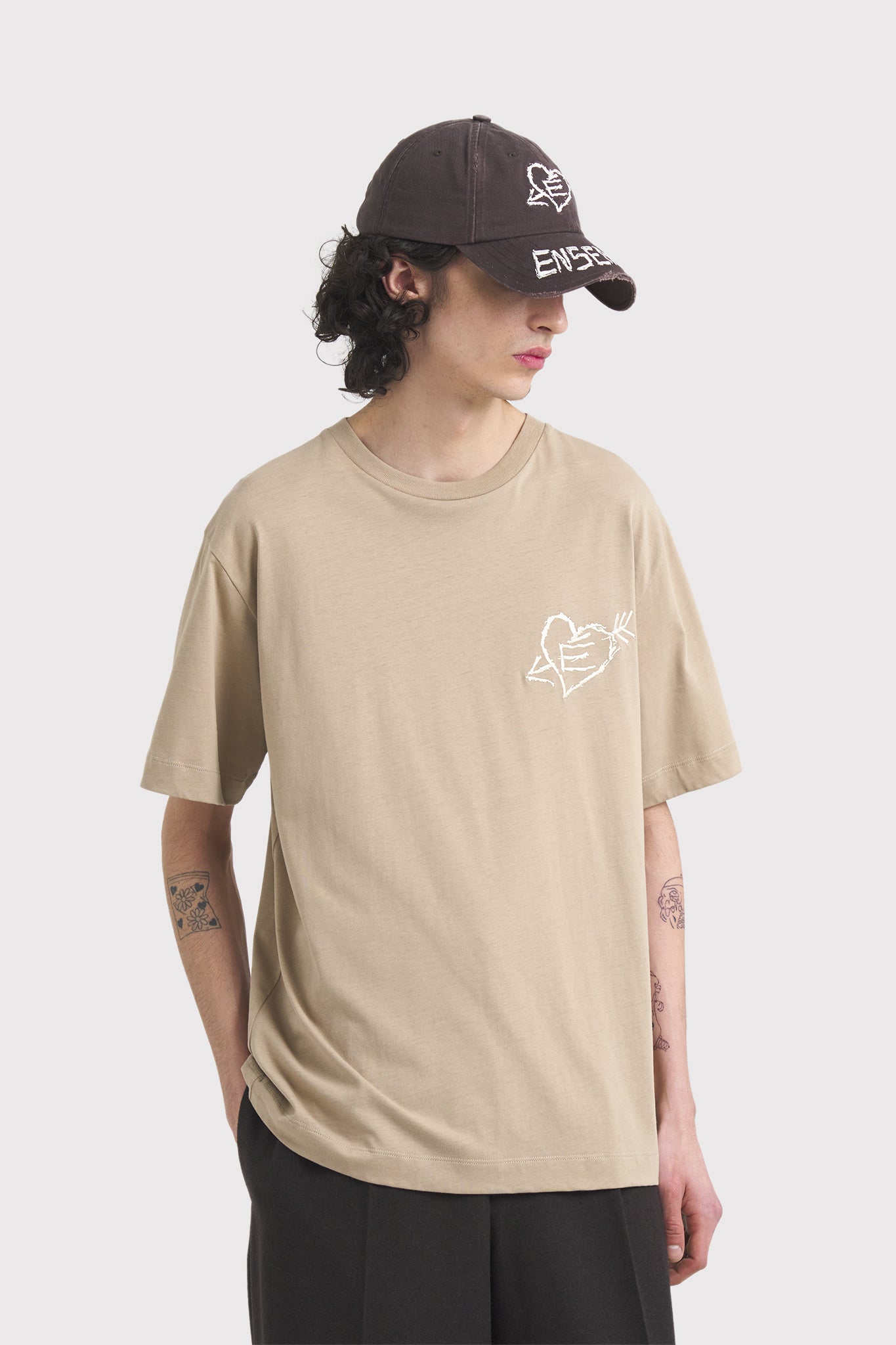 ÉTUDES WONDER SMALL GRAFFITI SAND T-SHIRTS 3
