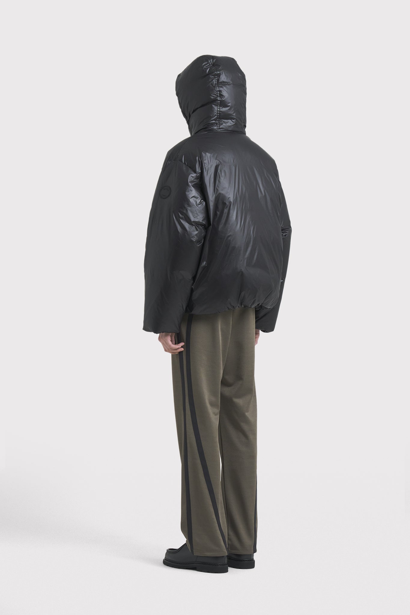 ÉTUDES ZINC NYLON BLACK OUTERWEAR 4