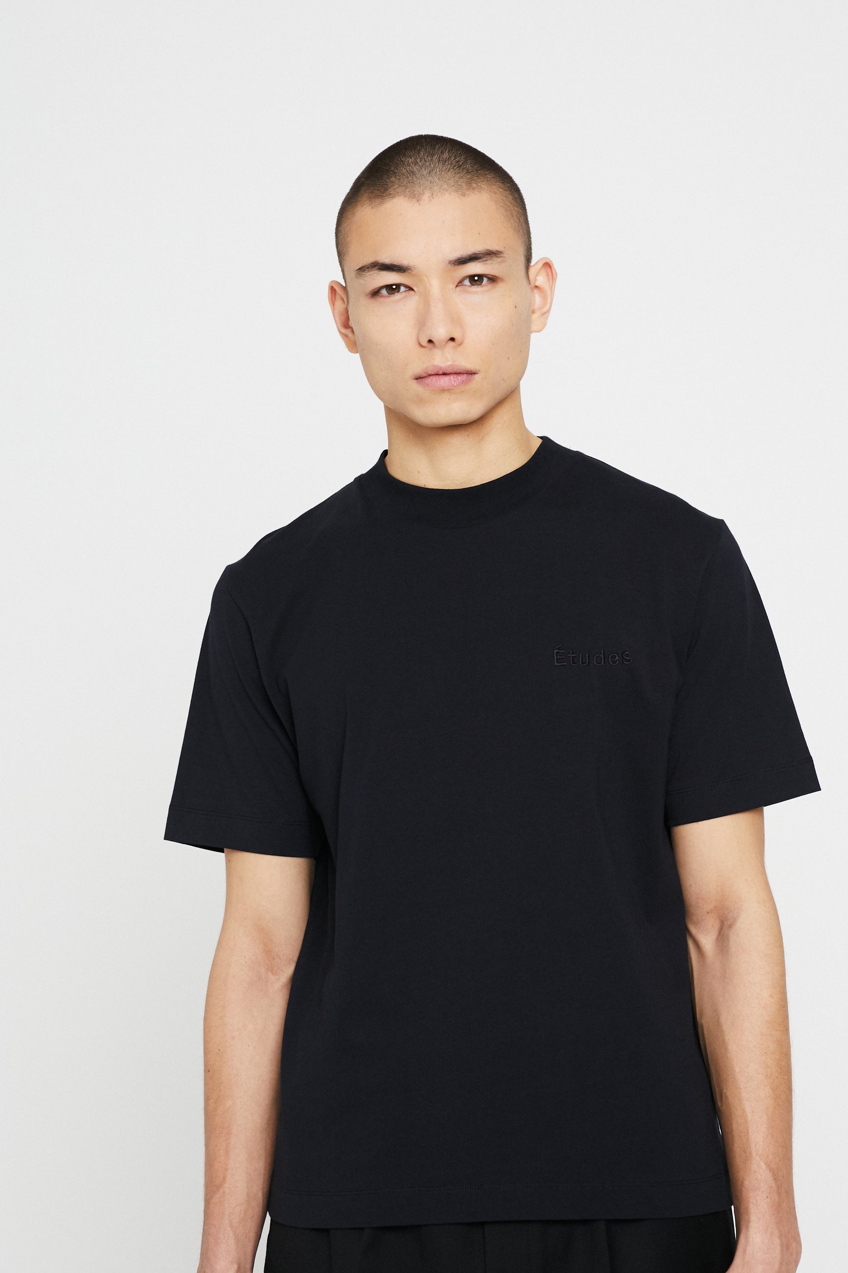 Études AWARD SMALL ETUDES BLACK t-shirt 2Études AWARD SMALL ETUDES BLACK t-shirt 3