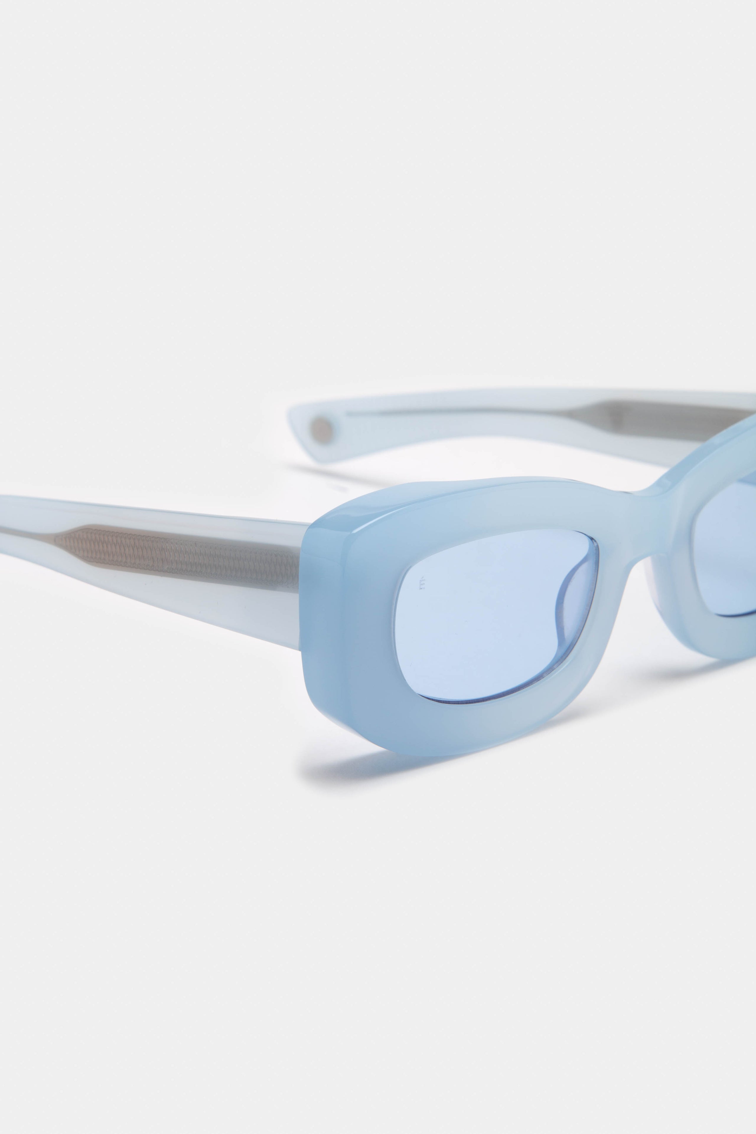 Études WHISTLE LIGHT BLUE 4